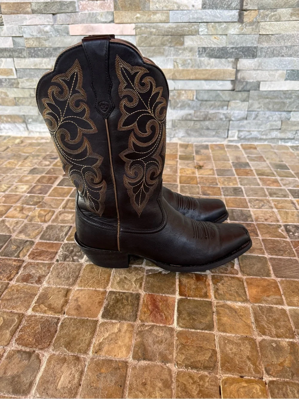 Black ariat boots